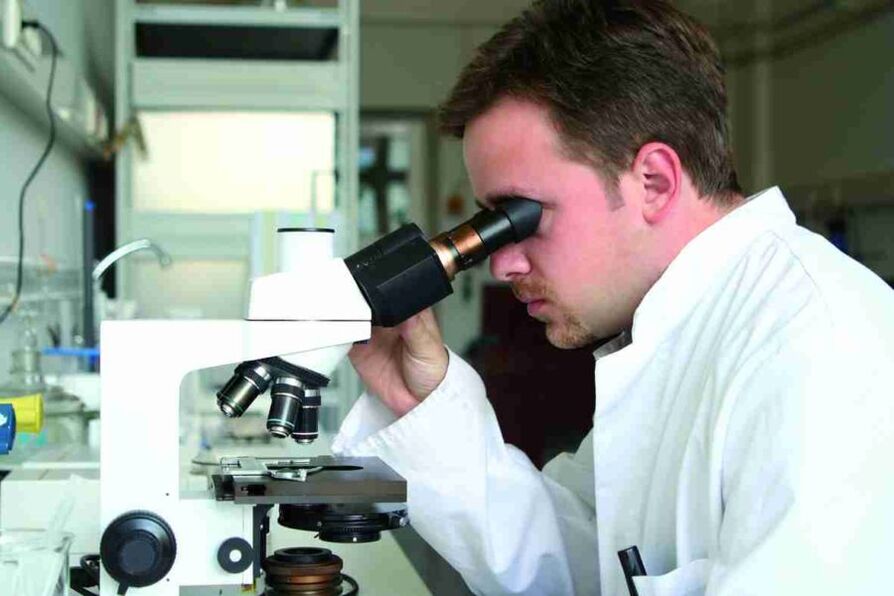 Labordiagnose von Zehennagelpilz